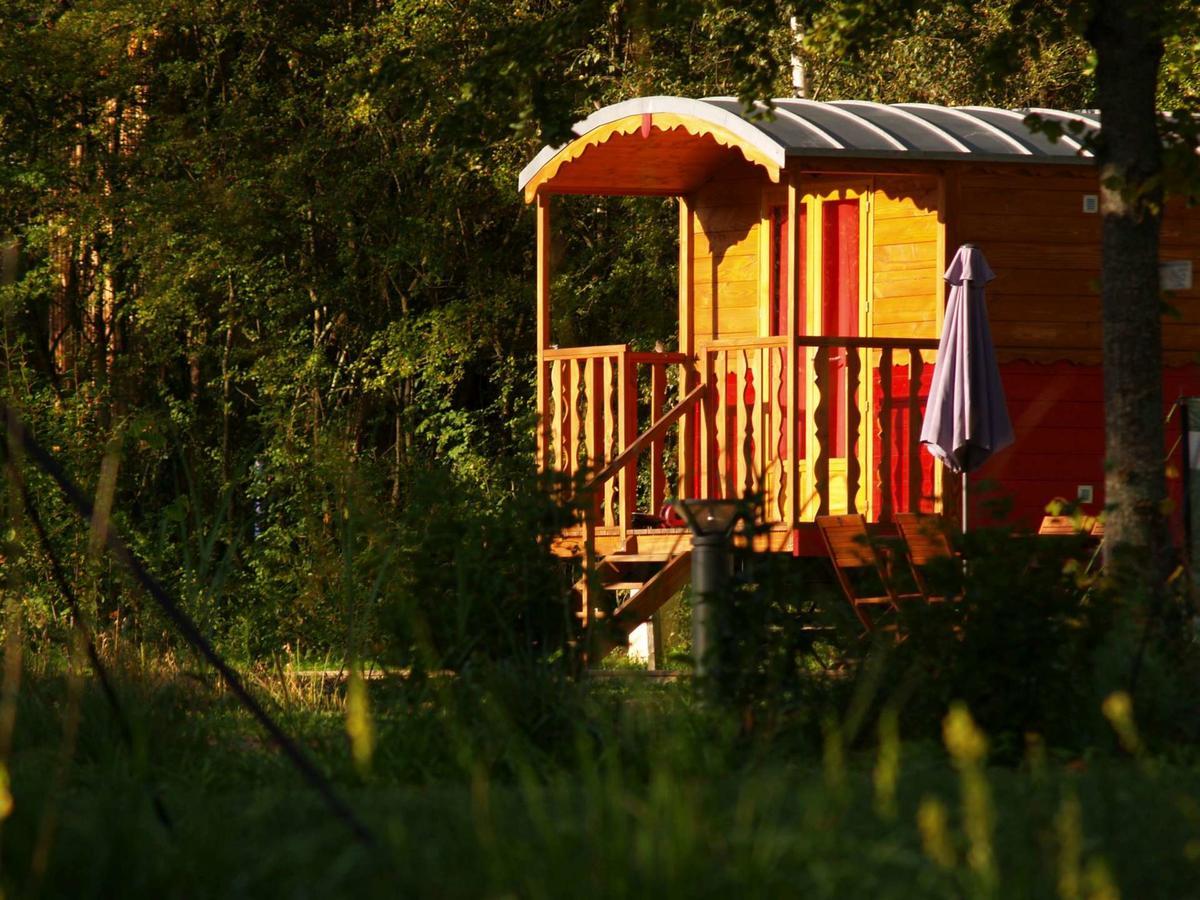 Cosycamp Hotel Chamalières-sur-Loir Buitenkant foto