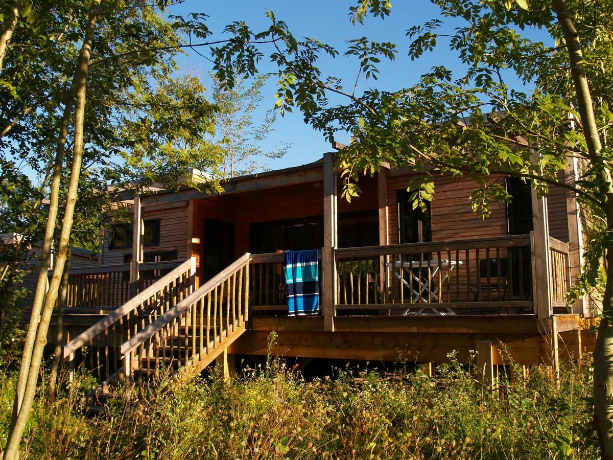 Cosycamp Hotel Chamalières-sur-Loir Buitenkant foto